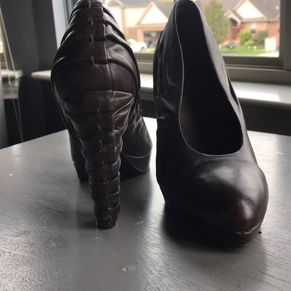 Biviel brown leather pumps - Picture 2 of 6